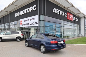 Седан Volkswagen Jetta 2011 года, 1170000 рублей, Мирное