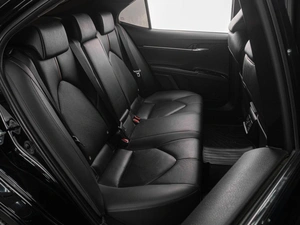 Седан Toyota Camry 2019 года, 2189000 рублей, Тюмень