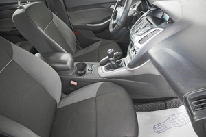 Седан Ford Focus 2012 года, 599000 рублей, Кемерово