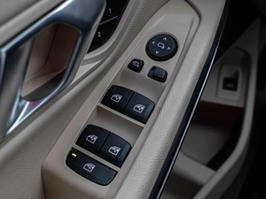 Седан BMW 3 серия 2019 года, 3670000 рублей, Краснодар