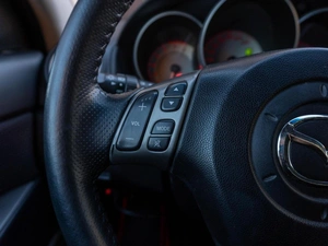 Хетчбэк Mazda 3 2006 года, 629000 рублей, Саратов