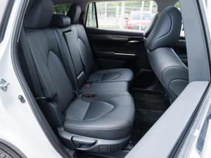 Внедорожник Toyota Highlander 2025 года, 5460000 рублей, Волгоград