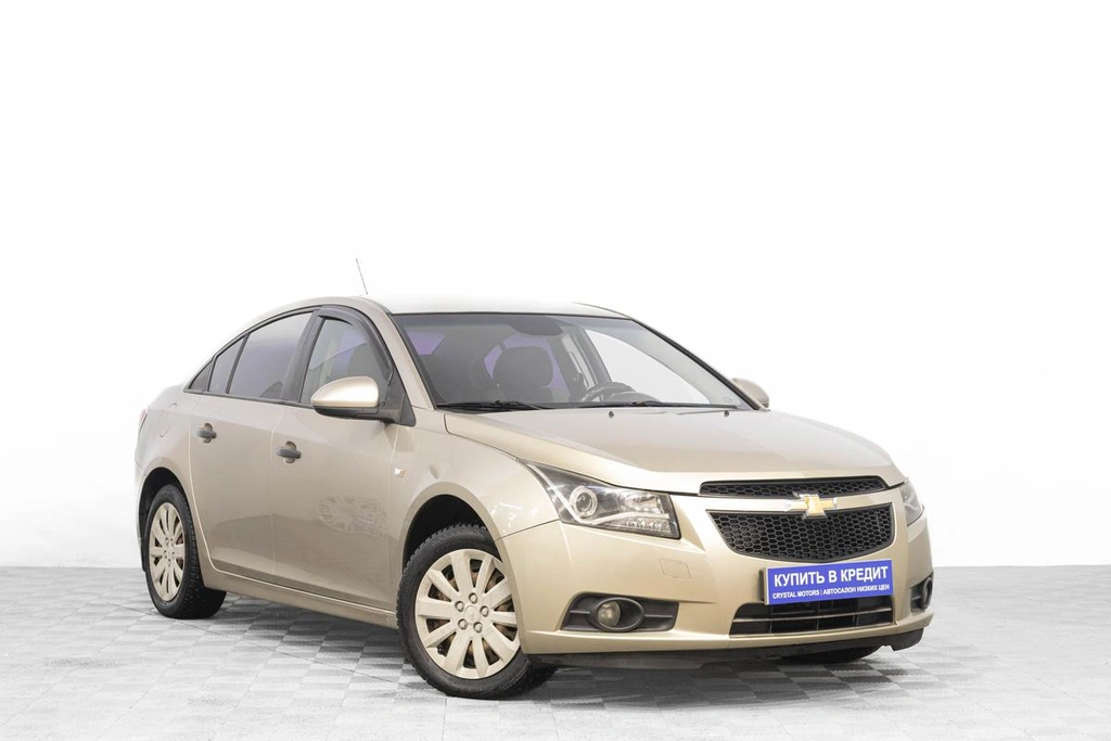 Седан Chevrolet Cruze 2010 года, 649000 рублей, Барнаул