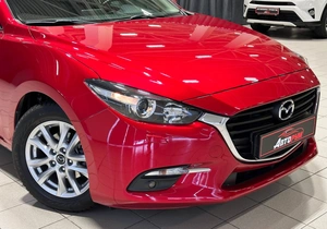 Хетчбэк Mazda 3 2017 года, 1740000 рублей, Красноярск