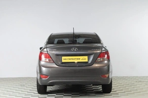 Седан Hyundai Solaris 2014 года, 859000 рублей, Челябинск