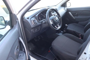 Хэтчбек Renault Sandero 2018 года, 905000 рублей, Мирное