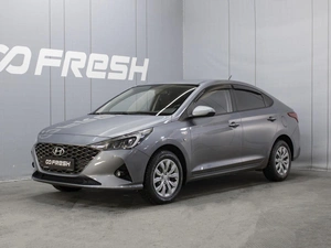 Седан Hyundai Solaris 2020 года, 1820000 рублей, Омск