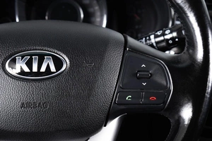 Хетчбэк Kia Rio 2013 года, 999000 рублей, Пермь