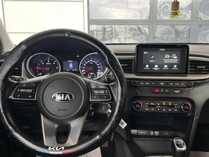 Хетчбэк Kia Ceed 2019 года, 1299000 рублей, Уфа
