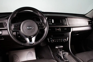 Седан Kia Optima 2017 года, 1199000 рублей, Сургут