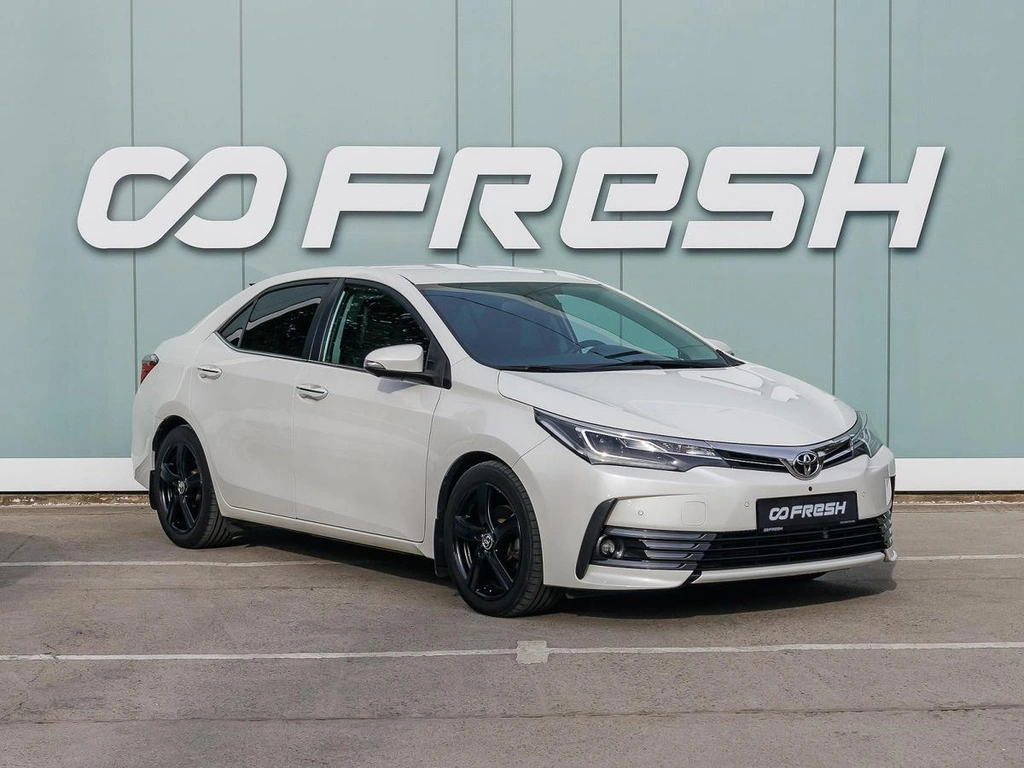 Седан Toyota Corolla 2016 года, 1349000 рублей, Большой Сочи