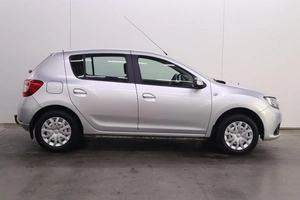 Хэтчбек Renault Sandero 2014 года, 680000 рублей, Брянск