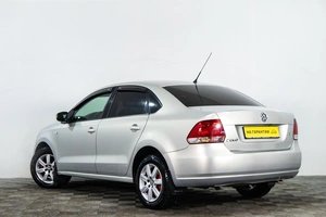 Седан Volkswagen Polo 2011 года, 549000 рублей, Сургут