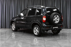 Внедорожник Chevrolet Niva 2013 года, 599000 рублей, Тюмень