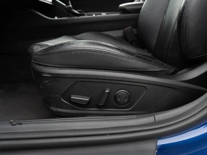 Седан Kia K5 2020 года, 2359000 рублей, Саратов