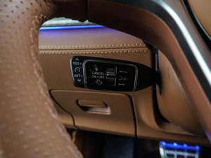 Седан Hongqi H9 2023 года, 4599000 рублей, Воронеж