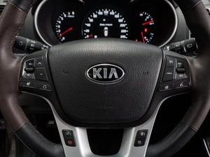 Внедорожник Kia Sorento 2013 года, 1999000 рублей, Тюмень