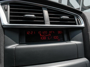 Седан Citroen C4 2013 года, 615000 рублей, Краснодар