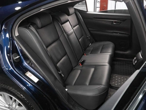 Седан Lexus ES 2017 года, 2949000 рублей, Тюмень