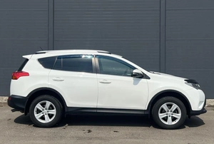 Внедорожник Toyota RAV4 2013 года, 1870000 рублей, Солонцы
