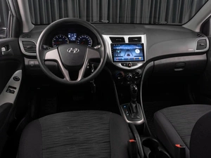 Седан Hyundai Solaris 2015 года, 965000 рублей, Тюмень