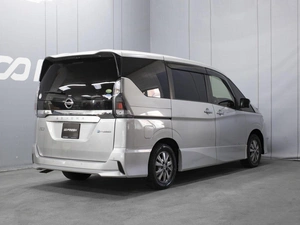 Минивэн Nissan Serena 2019 года, 2600000 рублей, Омск