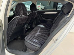 Седан Volkswagen Passat 2011 года, 779000 рублей, Кропоткин