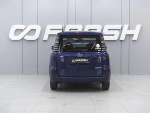 Минивэн Toyota Sienta 2004 года, 700000 рублей, Ростов-на-Дону