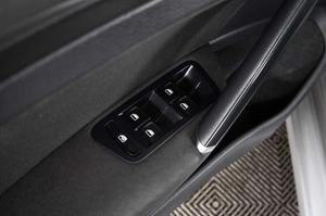 Хетчбэк Volkswagen Golf 2013 года, 1439000 рублей, Пермь