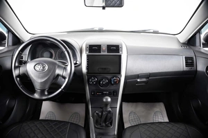 Седан Toyota Corolla 2007 года, 809000 рублей, Пермь