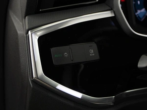 Внедорожник Audi Q3 2019 года, 2997077 рублей, Москва