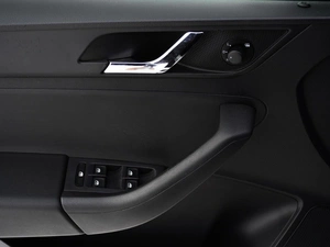 Лифтбек Skoda Rapid 2015 года, 940333 рублей, Тверь