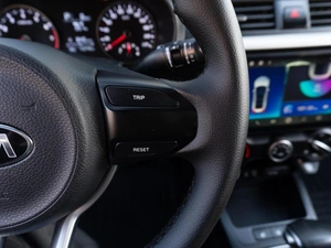 Седан Kia Rio 2018 года, 1389000 рублей, Саратов