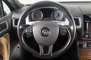Внедорожник Volkswagen Touareg 2011 года, 2349000 рублей, Пермь