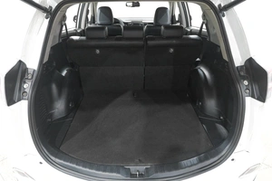 Внедорожник Toyota RAV4 2015 года, 2379000 рублей, Новокузнецк