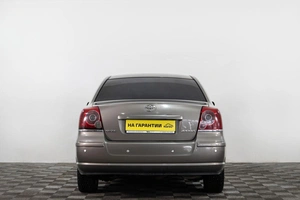 Седан Toyota Avensis 2007 года, 549000 рублей, Сургут