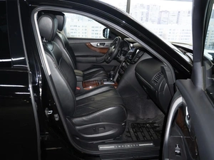 Внедорожник Infiniti QX70 2013 года, 2949000 рублей, Санкт-Петербург