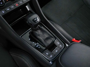 Внедорожник Skoda Karoq 2020 года, 2767444 рублей, Москва