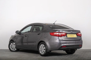 Седан Kia Rio 2012 года, 929000 рублей, Томск