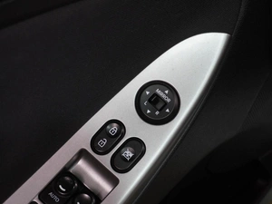 Хетчбэк Hyundai Solaris 2016 года, 954000 рублей, Воронеж
