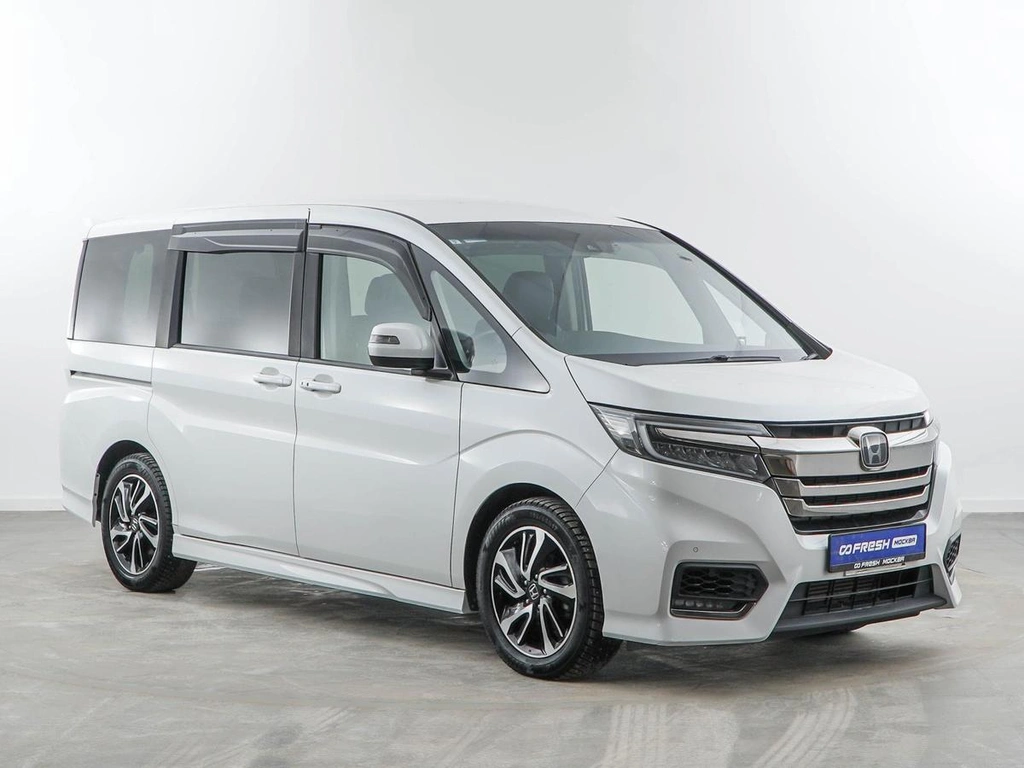 Минивэн Honda Stepwgn Spada 2019 года, 2679050 рублей, Москва