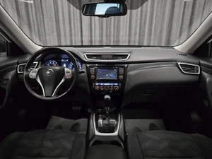 Внедорожник Nissan X-Trail 2017 года, 1790000 рублей, Красноярск