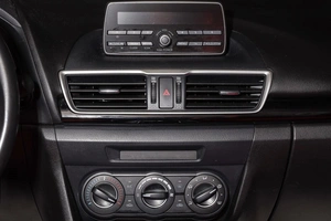 Седан Mazda 3 2014 года, 1239000 рублей, Новосибирск