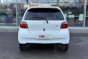 Хетчбэк Toyota Vitz 2001 года, 410000 рублей, Солонцы