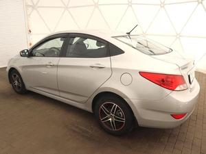 Седан Hyundai Solaris 2012 года, 830000 рублей, Орёл