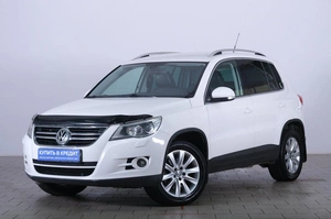 Внедорожник Volkswagen Tiguan 2009 года, 989000 рублей, Омск
