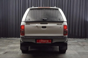 Пикап Toyota Hilux 2013 года, 2599000 рублей, Красноярск