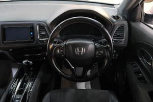 Внедорожник Honda Vezel 2016 года, 1889000 рублей, Омск