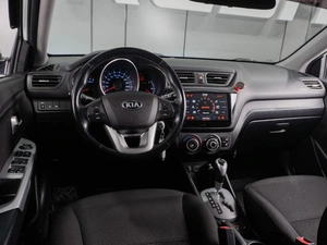 Хетчбэк Kia Rio 2014 года, 1030000 рублей, Тюмень