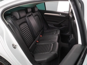 Седан Volkswagen Passat 2017 года, 1799000 рублей, Воронеж